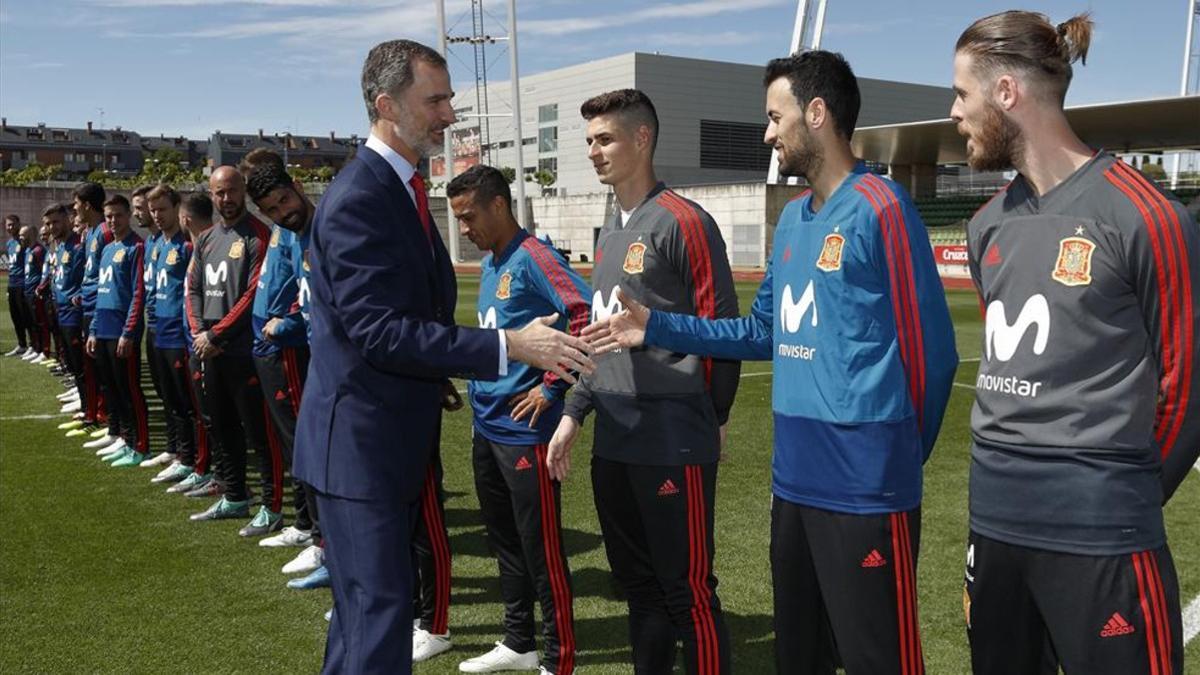 El Rey visitó a la selección en Las Rozas