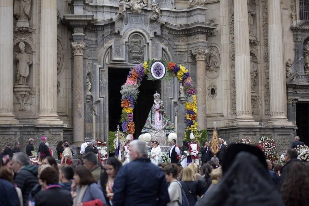 Ofrenda floral a la Morenica