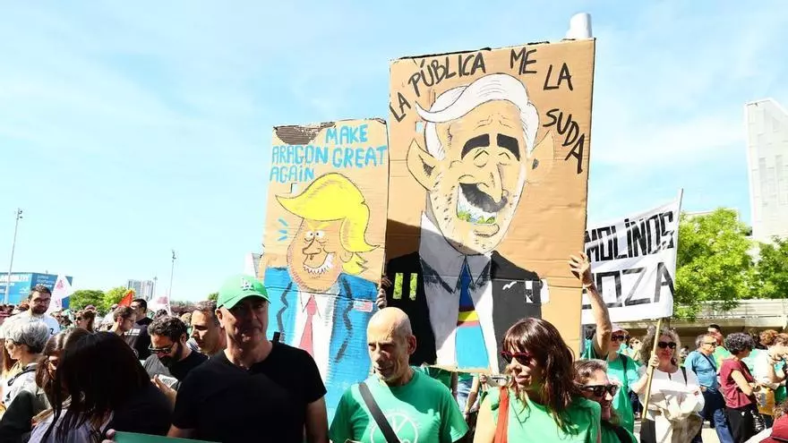 Vídeo | Multitudinaria concentración en apoyo a la huelga por la escuela pública en Aragón