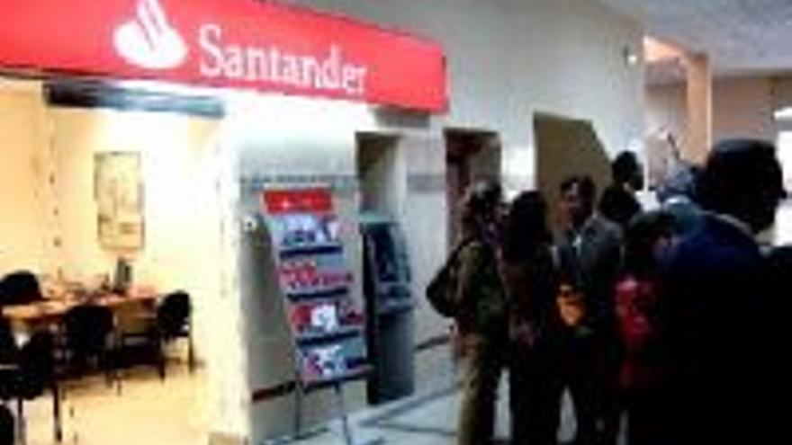 El Banco Santander se instala en el campus