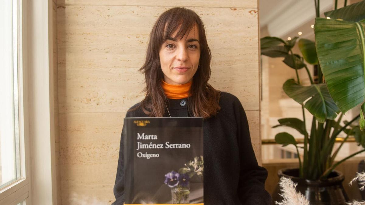 La escritora Marta Jiménez Serrano recomienda una panadería con local en A Coruña: "Ya no puedo comprar otro pan"