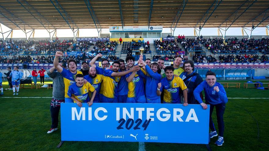 El FC Taina Sabadell, campió del torneig inclusiu MIC Integra