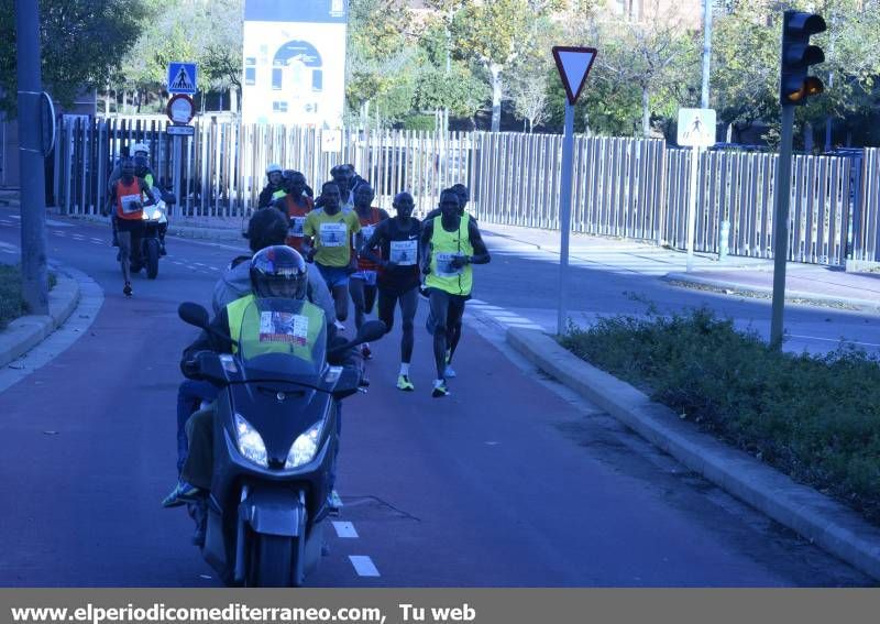 GALERÍA DE FOTOS -- Maratón paso por UJI 9.25-9.30