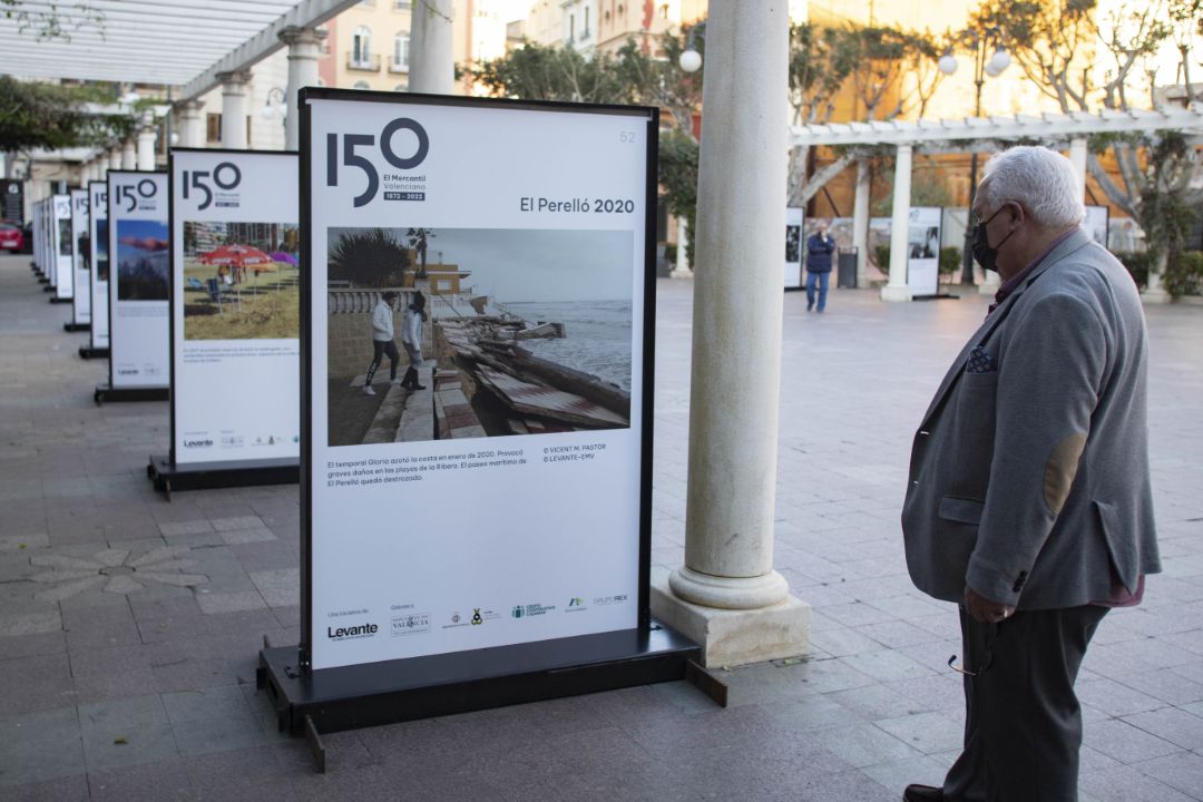 Inauguración de la exposición 150 años de Levante-EMV en Alzira