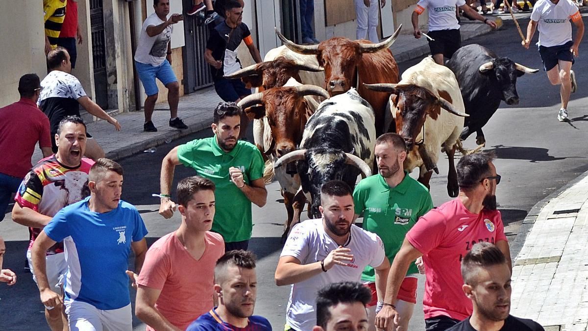 Imagen de archivo en un encierro en las fiestas de Moraleja.