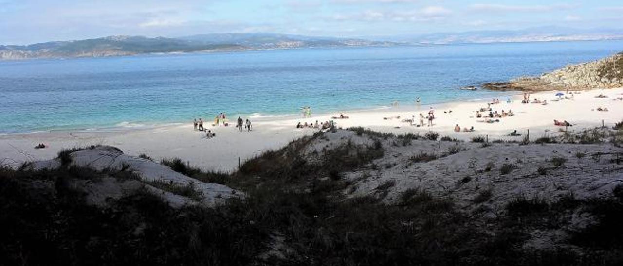 Descubre las Islas Cíes: La primera playa nudista