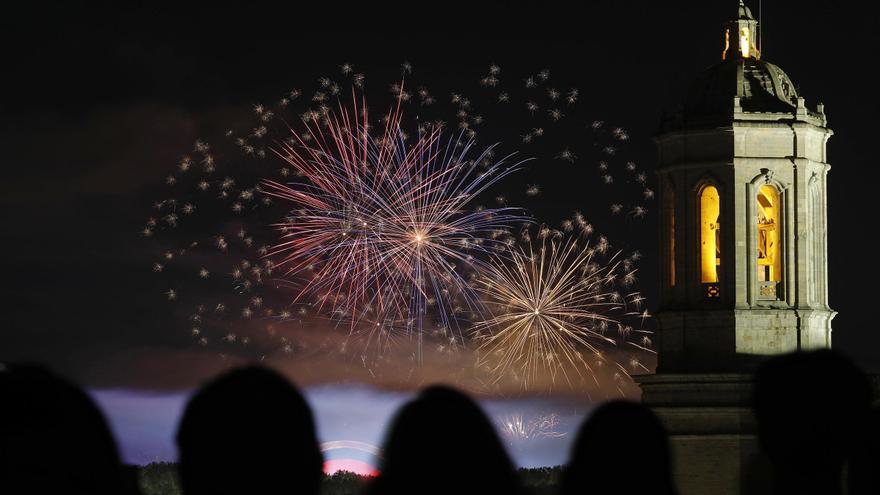 Un castell de focs de final de festa de quinze minuts i 198 quilos de material explosiu