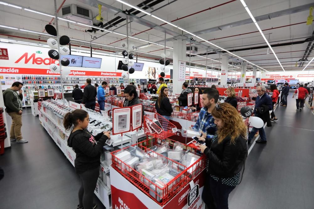 La campaña comercial Black Friday en Palma