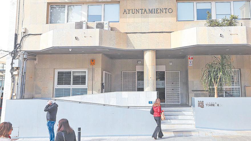 La plantilla del Ayuntamiento de Torrevieja contará con retribución por carrera profesional