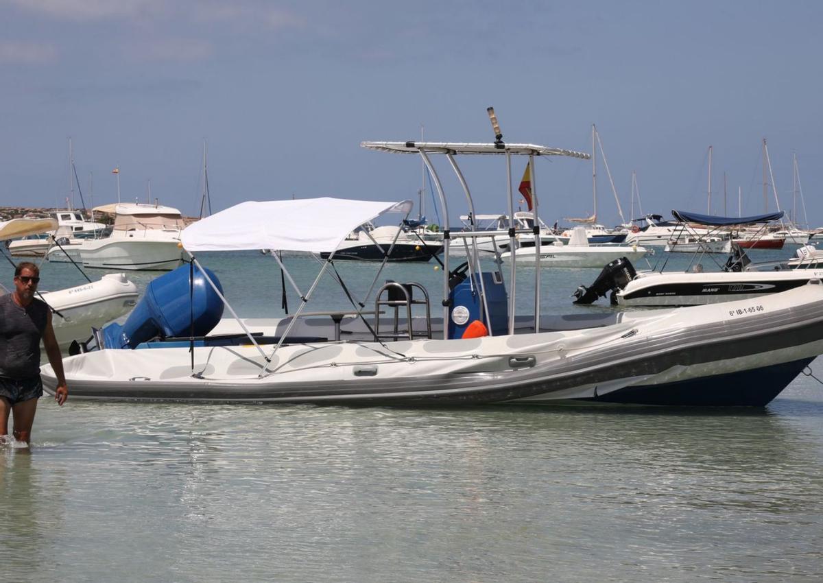 Estado en el que quedó una de las lanchas afectadas. | C.C.