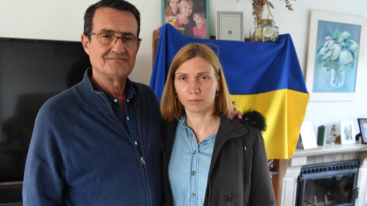 Antonio Corredoira y Natalia Afonina, miembros de la directiva de AGA-Ucraína que acogen a refugiados en su hogar