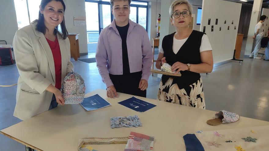 Los trajes del diseñador Mario Lorenzo, en el Alto da Praza