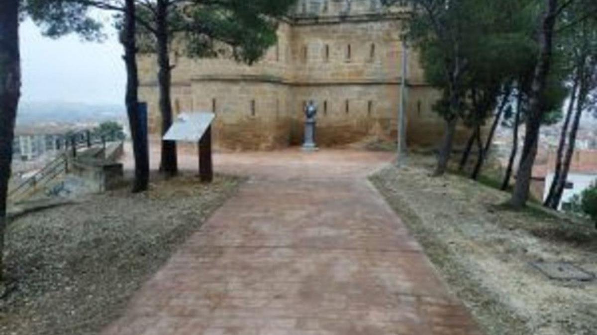 Interior del parque de la Torre de Salamanca, ya reformado.