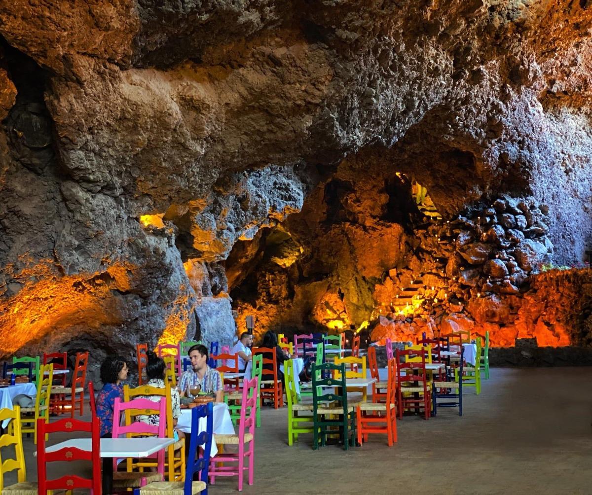 Una experiencia gastronómica bajo tierra: en La Gruta de Teotihuacán -  Viajar