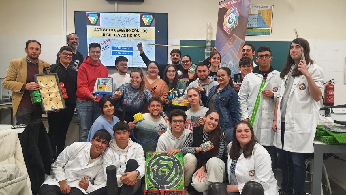 Participantes del IES Gran Capitán y de la Universidad de Córdoba en el proyecto.