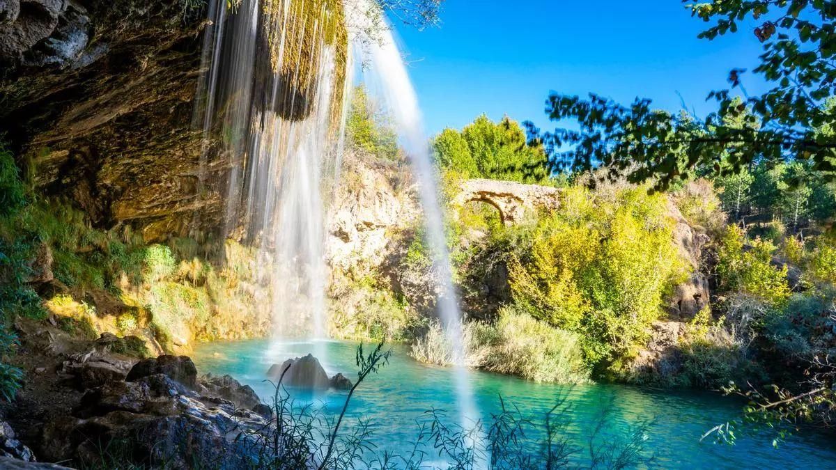 Un pueblo de Teruel esconde las piscinas naturales más bonitas de la provincia.