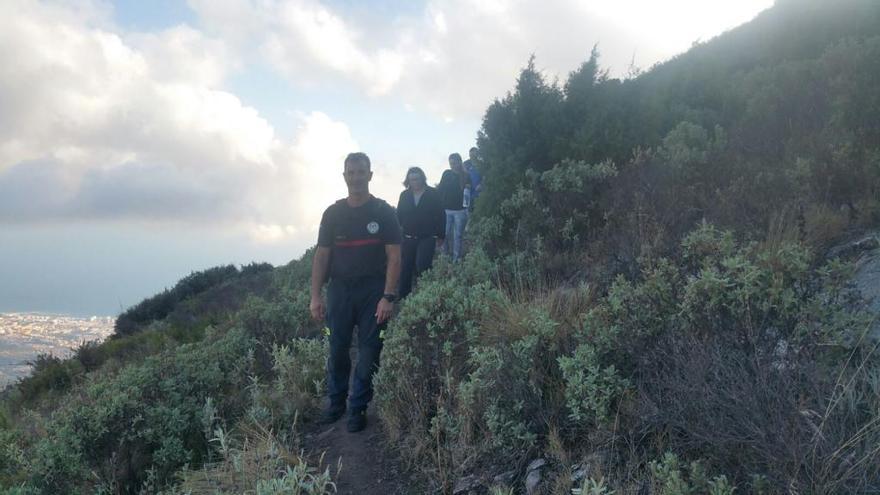 Imagen de los bomberos del rescate.