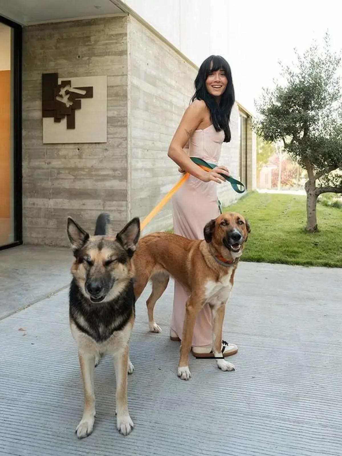 La entrada de la casa de Aitana, en Madrid