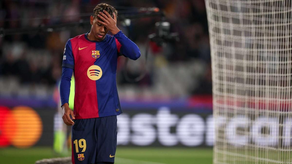 Lamine Yamal, durante el partido ante el Atalanta