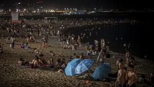 Baños contra la noche infernal en Barcelona