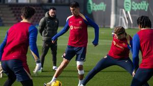 Xavi, durante el entrenamiento de hoy