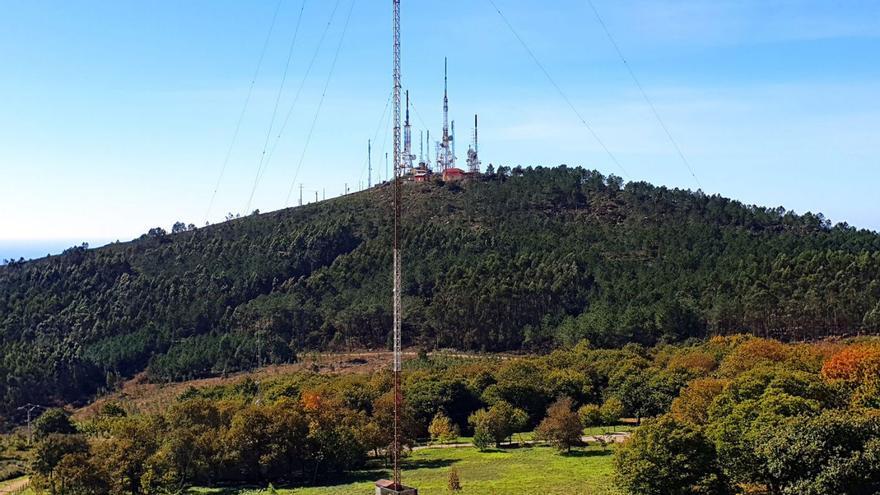 Las antenas de Monte Faro ya están sin contrato y los comuneros exigen un canon o su retirada