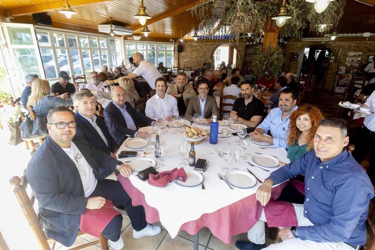 Los comensales disfrutaron de una cita gastronómica donde destacó el trato familiar y profesional.