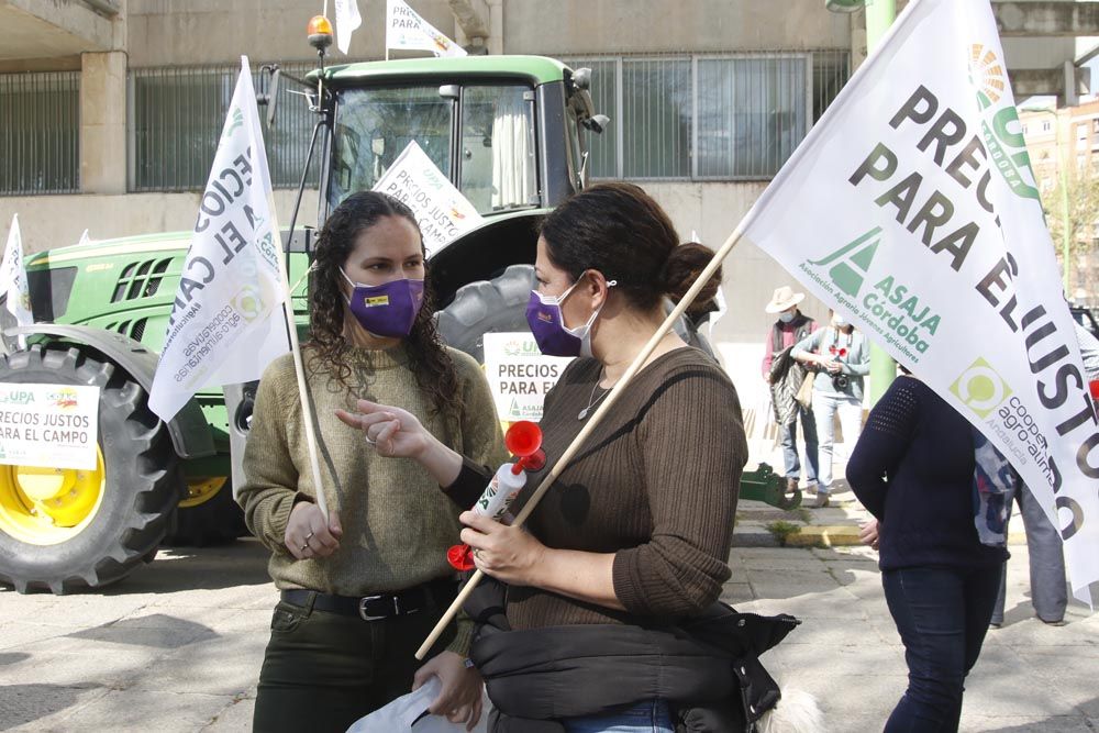 Los agricultores cordobeses protestan por la PAC