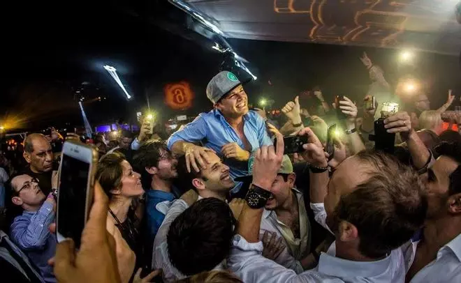 Carmen Jordá se apunta al fiestón de Nico Rosberg en Abu Dabi