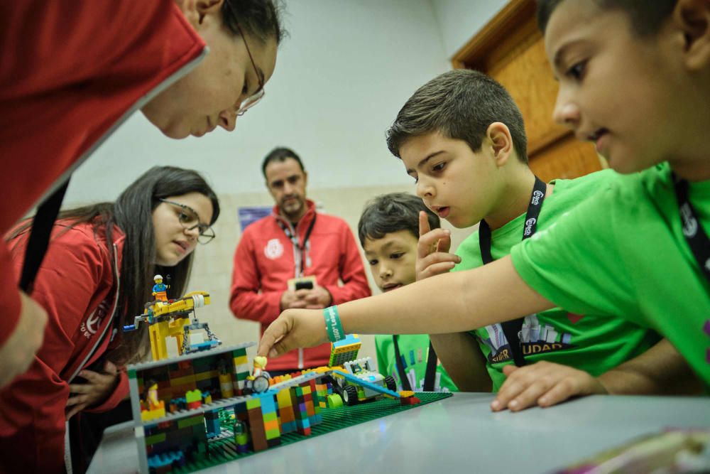 Octava edición de la First Lego League Canarias Aulario del Campus de Guajara de la Universidad de La Laguna  | 15/02/2020 | Fotógrafo: Andrés Gutiérrez Taberne