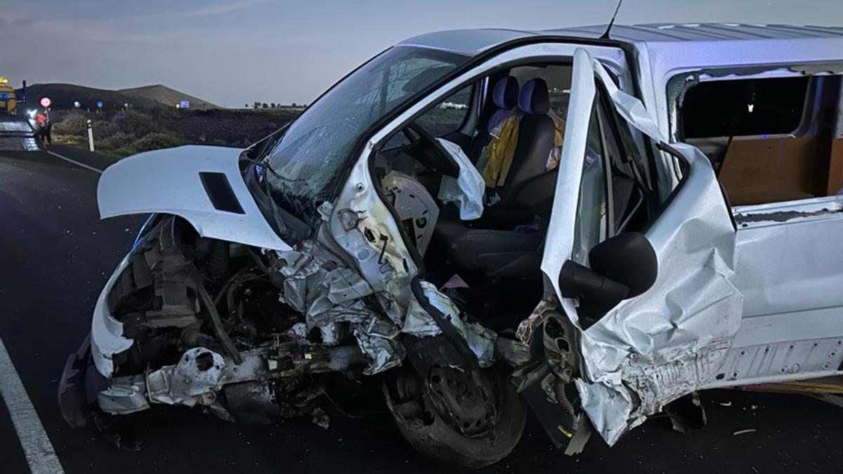 ÚLTIMA HORA: Tres heridos en un accidente de tráfico en Lanzarote