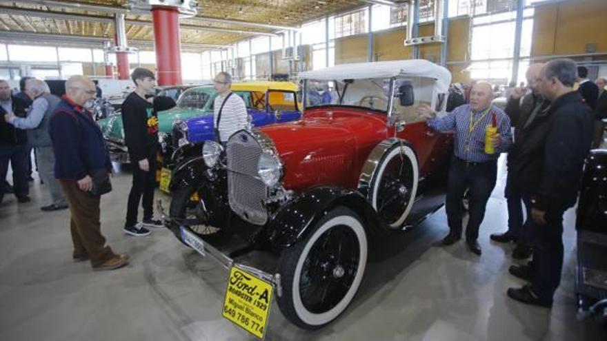 El salón de coches clásicos potencia  la presencia extranjera