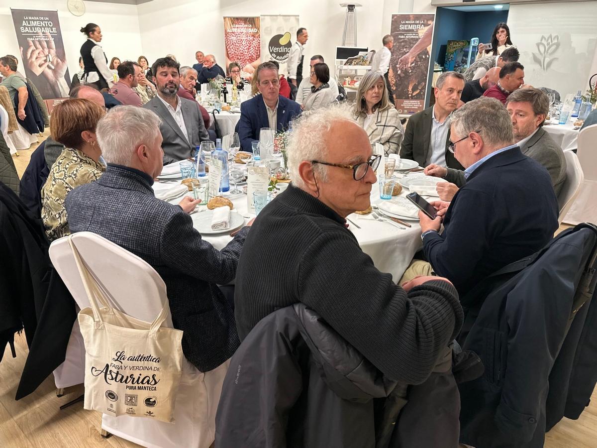 En imágenes: la gala de entrega de premios de la faba asturiana y la verdina, con sede en Luarca, derrocha ilusión