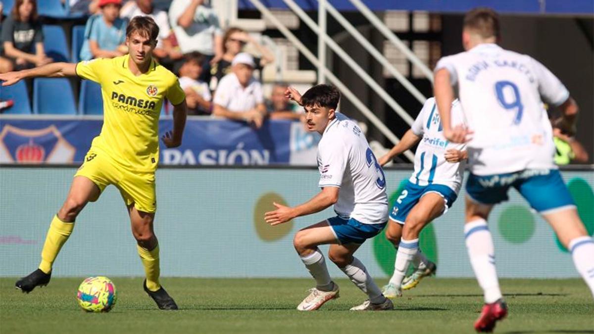 Resumen, goles y highlights del Tenerife 1 - 1 Villarreal B de la jornada 34 de LaLiga Smartbank