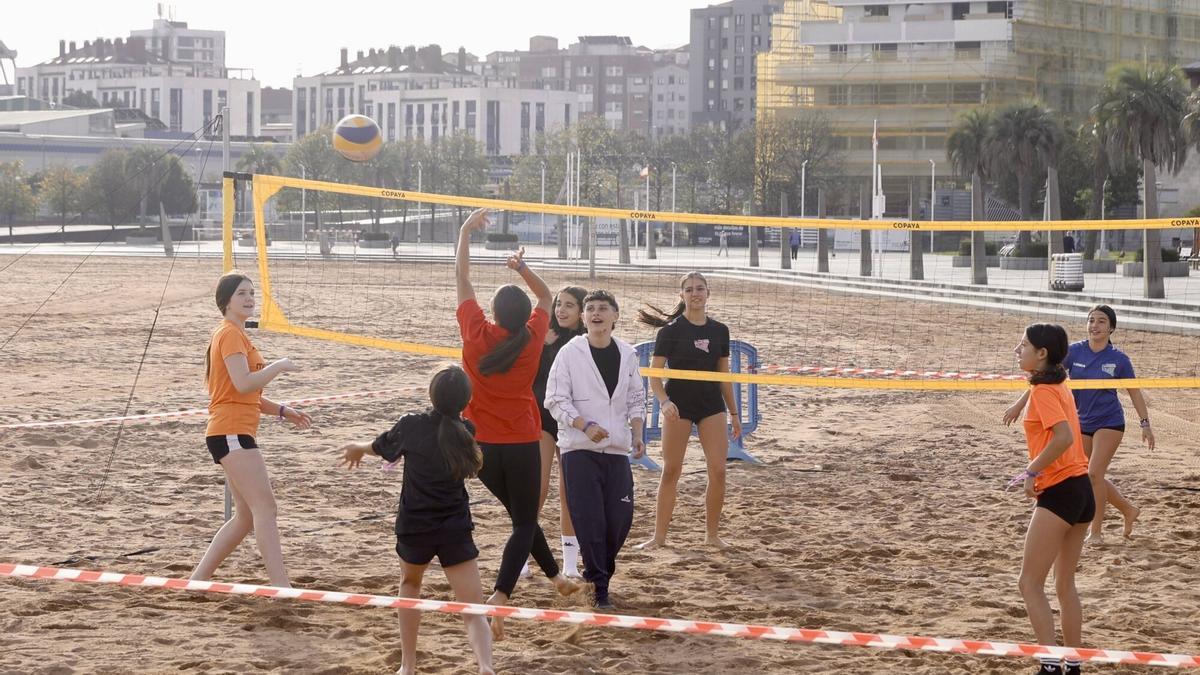 Participantes en la jornada "Oeste en Juego" , celebrada el año pasado en El Arbeyal.