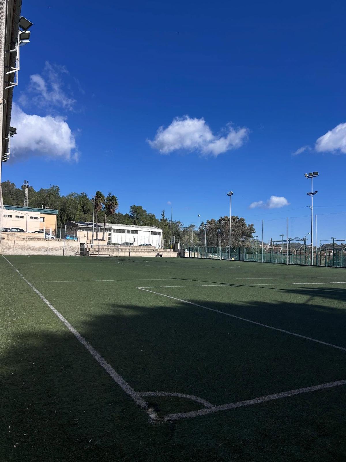 Los hechos ocurrieron en el campo municipal de fútbol de Lloseta.