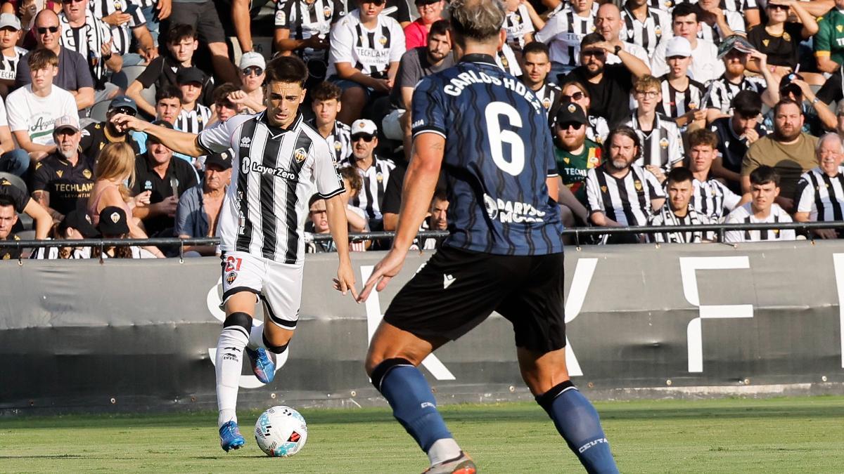Álex Calatrava, jugador del Castellón
