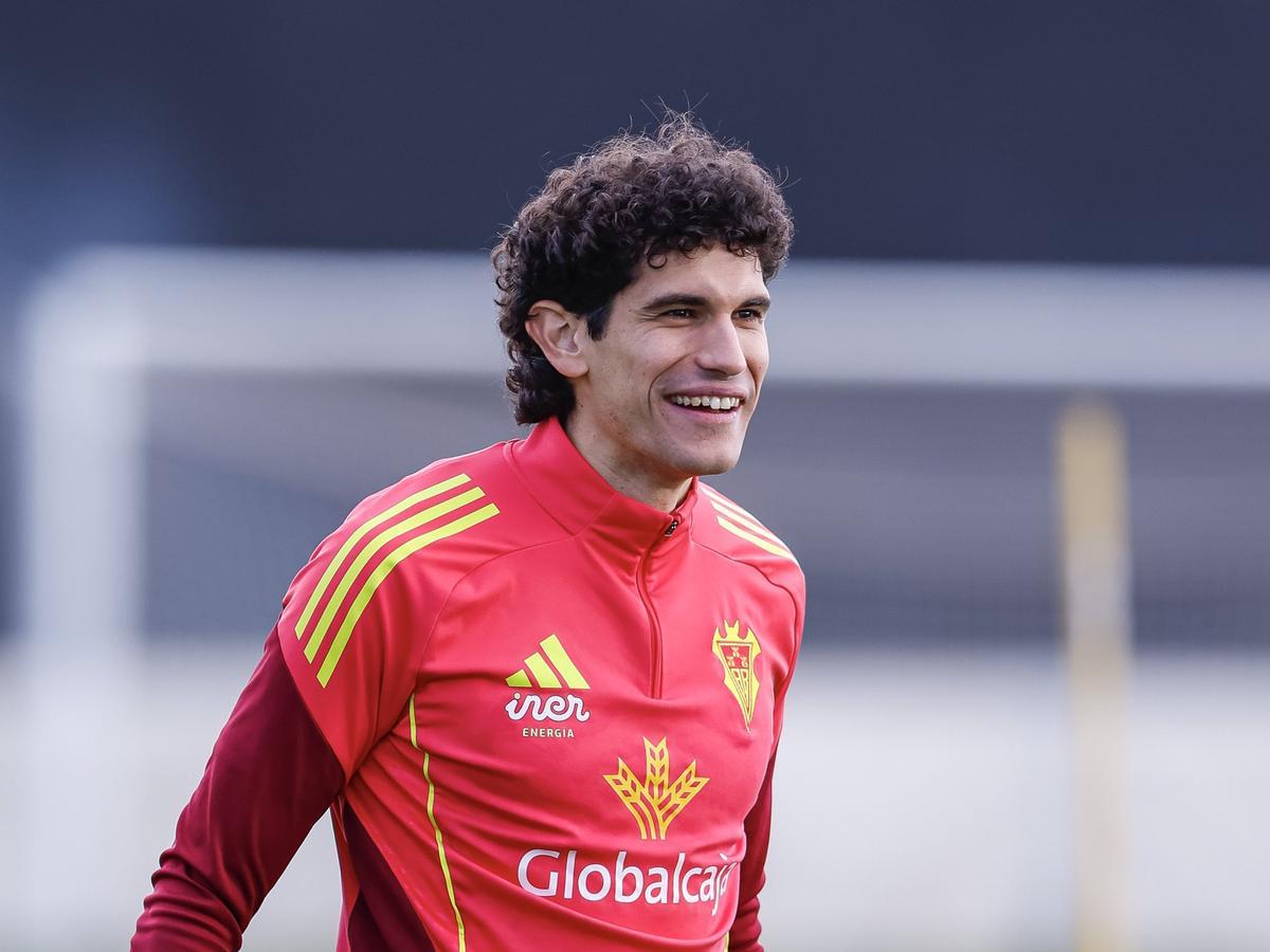 Jesús Vallejo, en el entrenamiento de este martes en el Albacete.