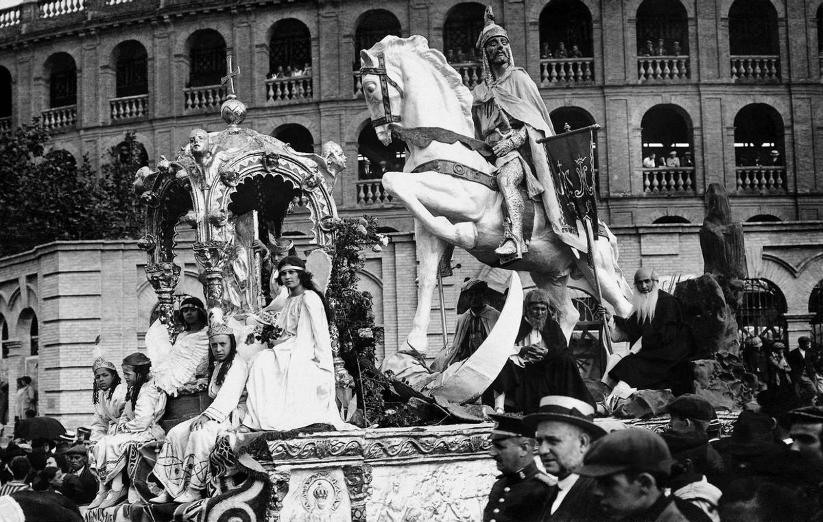 La cabalgata de la coronación | FOTOS DE FRANCISCO SANCHÍS.