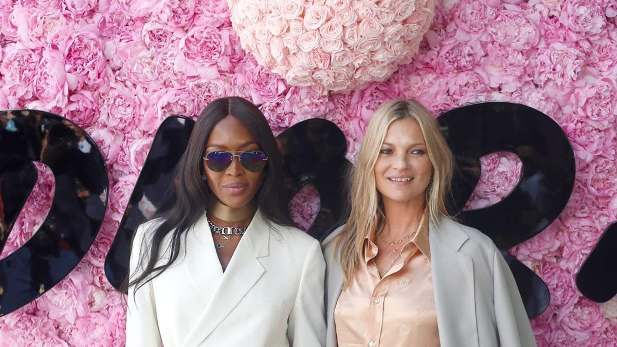 Naomi Campbell y Kate Moss en el desfile de Dior Homme en París