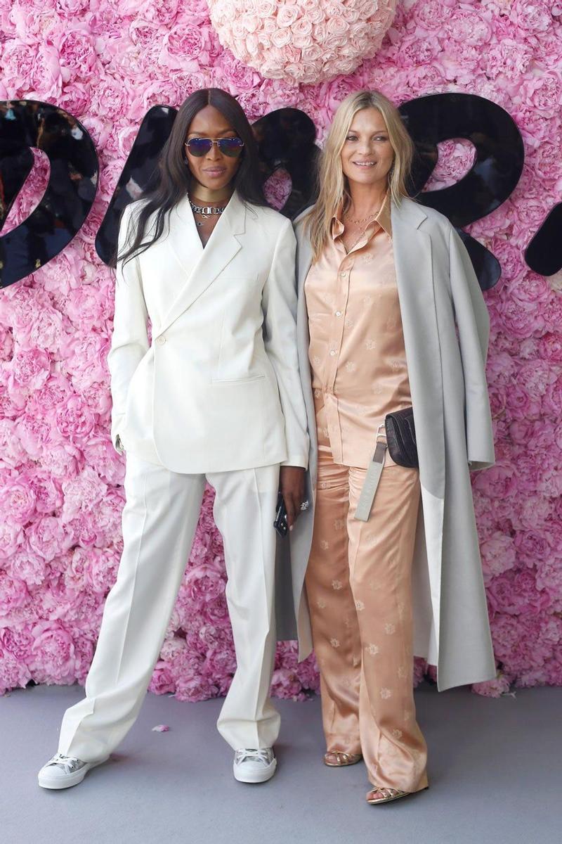 Naomi Campbell y Kate Moss en el desfile de Dior Homme en París