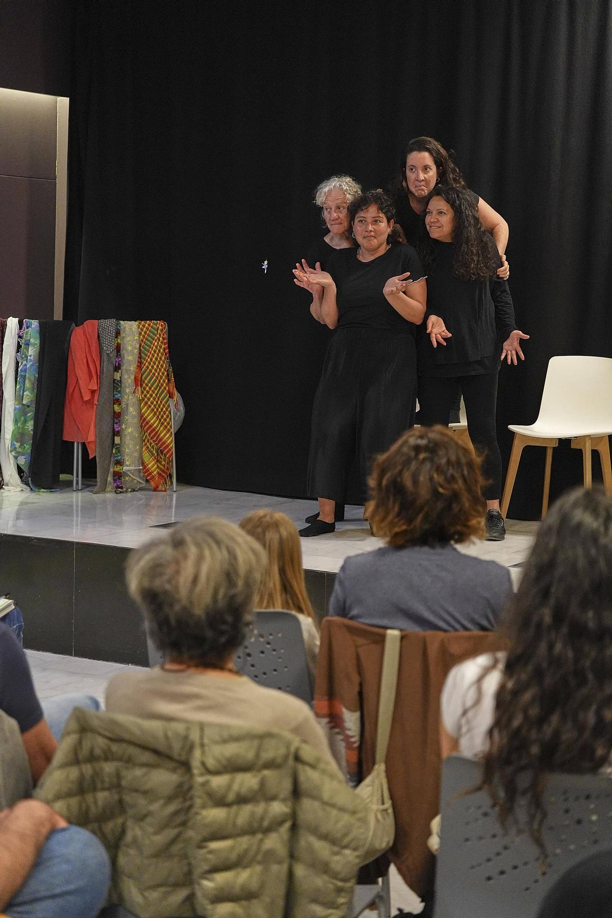 Compartir el dol a través del teatre espontani a Girona