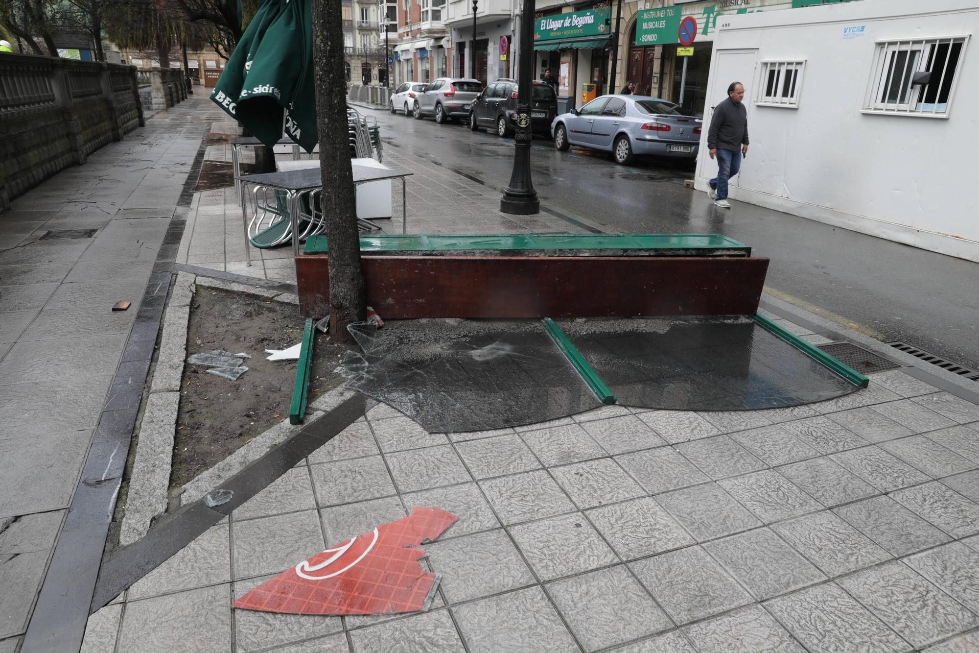 Los efectos de la "tormentona" en Gijón (en imágenes)