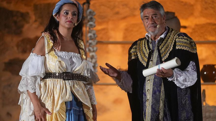 Hinojosa del Duque ensalza la figura del Marqués de Santillana con una jornada literaria dedicada a su legado y su vínculo con el municipio