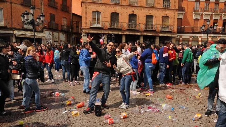 La Plaza Mayor tras la Petición del Toro Enmaromado