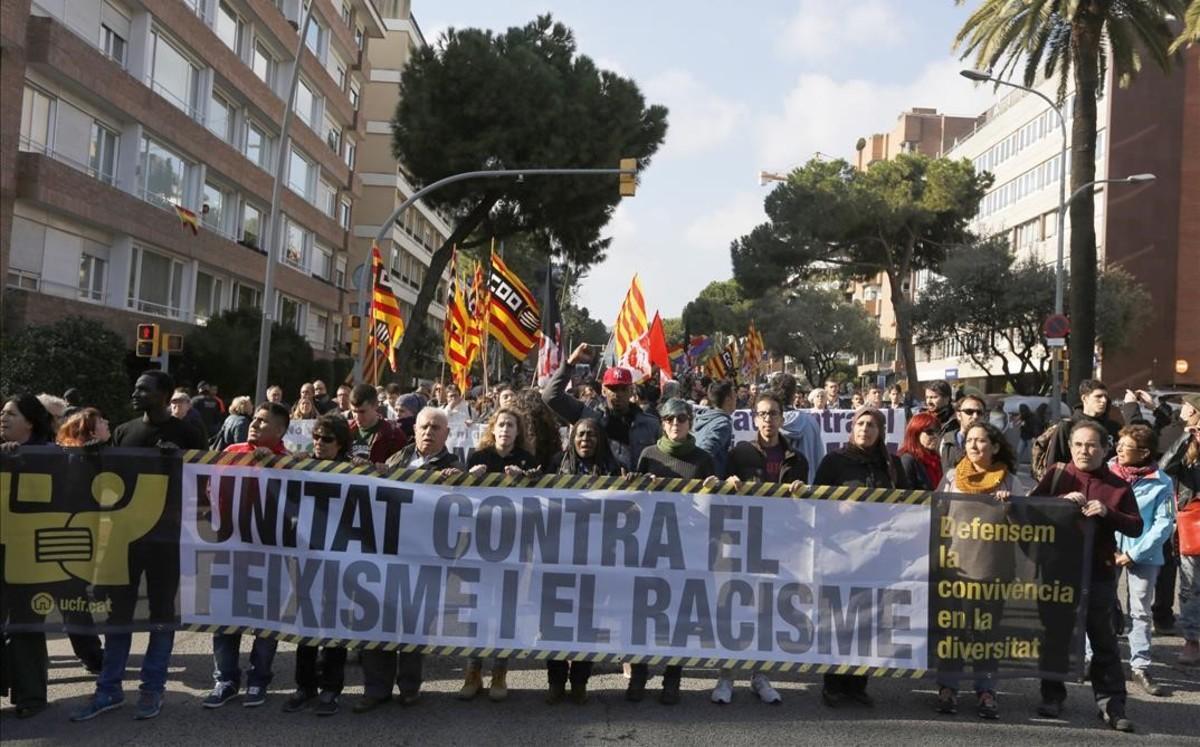 Manifestación contra el fascismo y el racismo en Barcelona