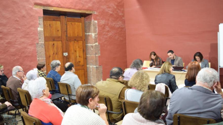 Un momento de la reunión del Consejo de Mayores