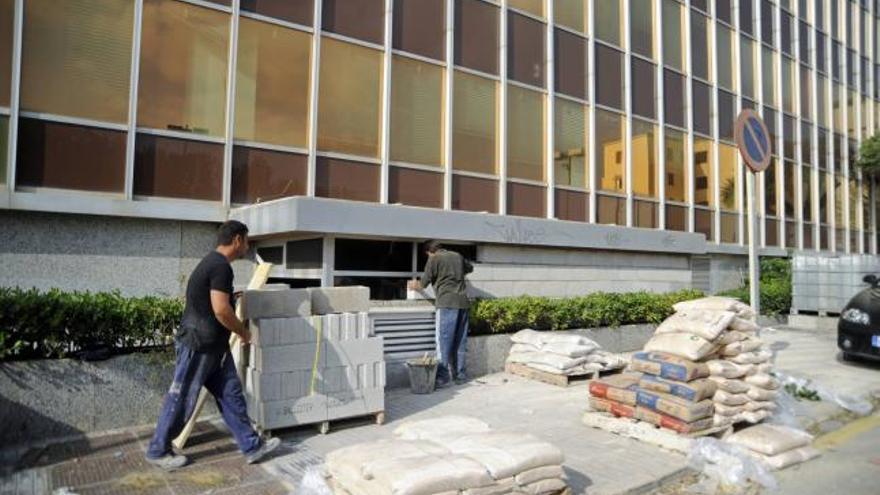 Los accesos serán tapiados y se construirá un muro en la zona que linda con la autopista.