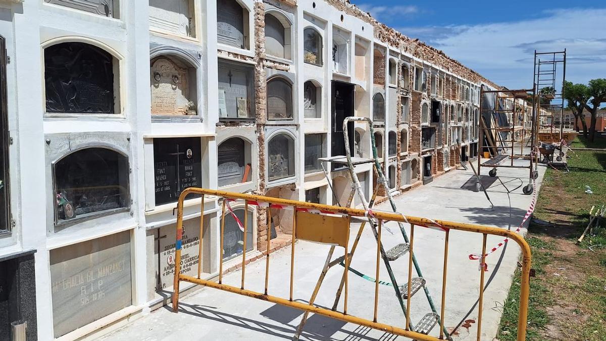 La intervención de urgencia en el cementerio municipal incluye la rehabilitación de 184 nichos antiguos que podrán volver a utilizarse.