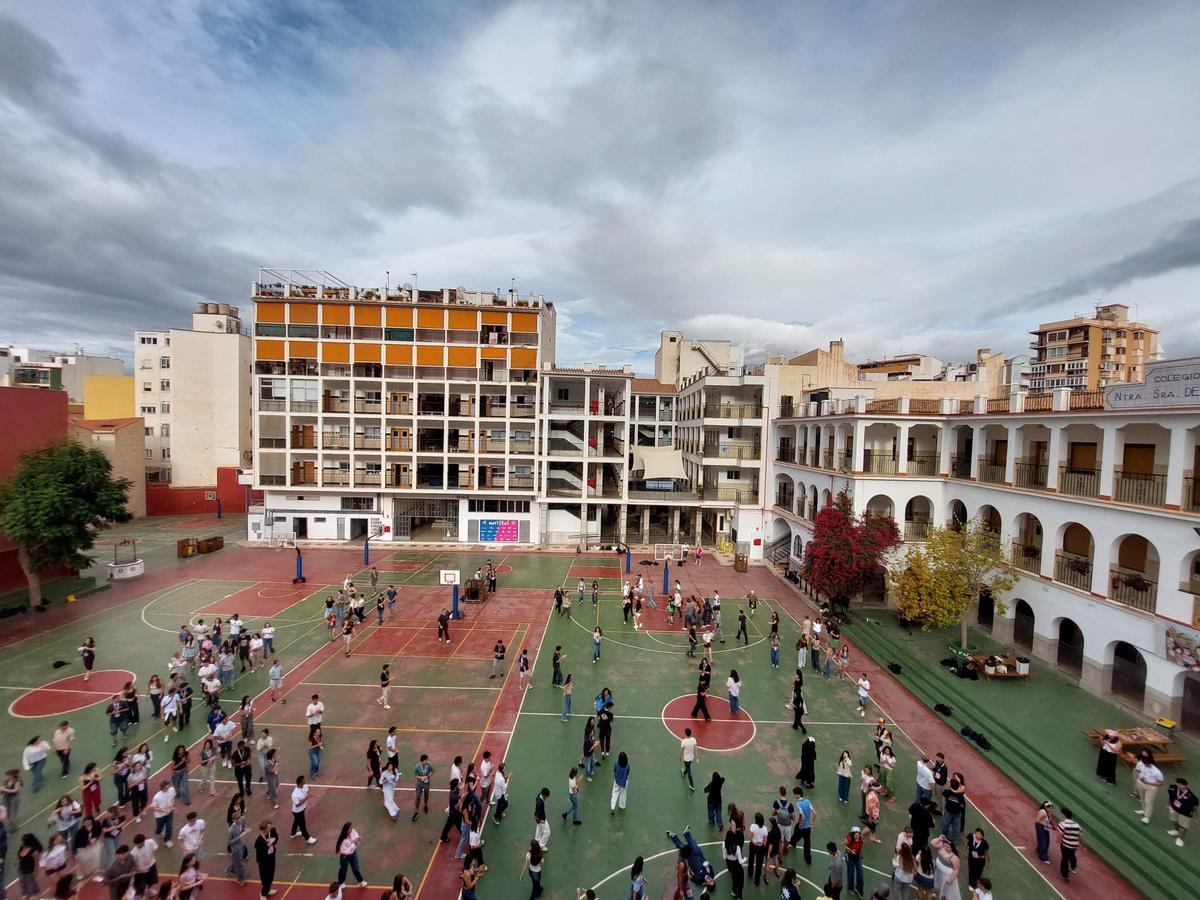 Vista de las pistas deportivas en el Colegio Maristas Málaga.